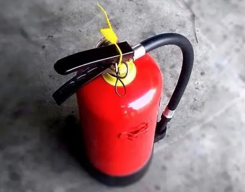 Evita sanciones: revisiones obligatorias cada 3 meses en locales comerciales