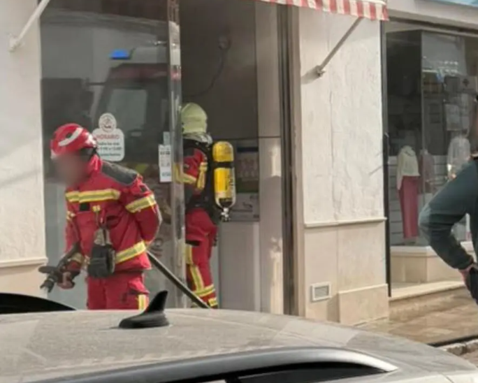 Incendio en un asador de pollos en Osuna: la freidora moviliza a los bomberos