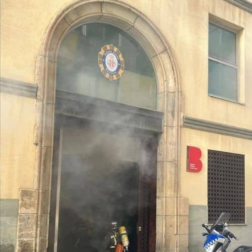 Incendio en la comisaría de Ciutat Vella de Barcelona