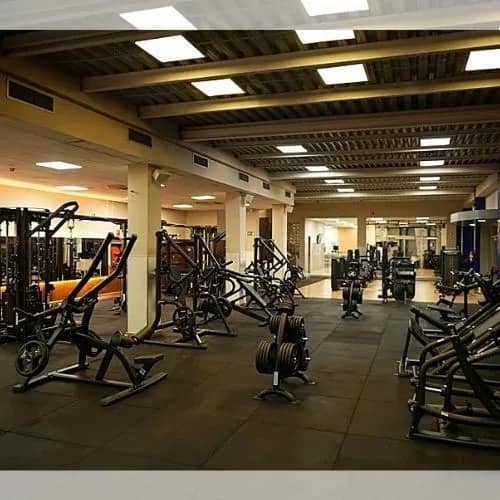 El gimnasio del Aljarafe vuelve a abrir tras un año cerrado por incendio